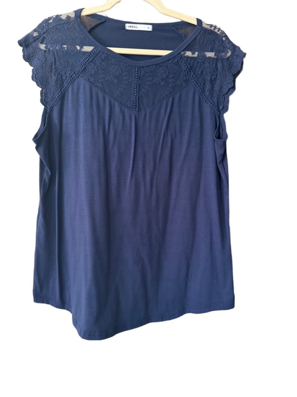 Sleeveless Lace Miholl Women's Top - Navy